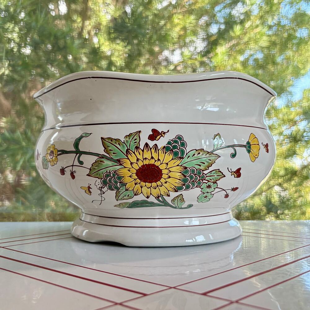 Vintage Element Imports Sunflower Planter White Pedestal Cachepot